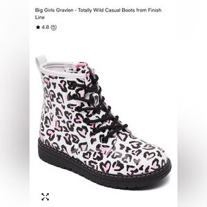 Skechers big girl Gravten Totally wild boots size 6